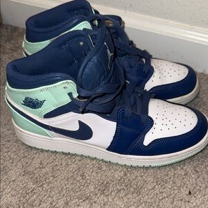 Jordan Kids Sneakers - Navy, Mint, and White